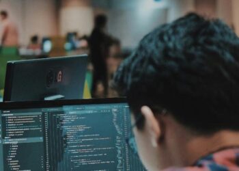 Software Developer Nour Awad Featured in Exclusive Online Interview on Innovation, AI, and Mentorship